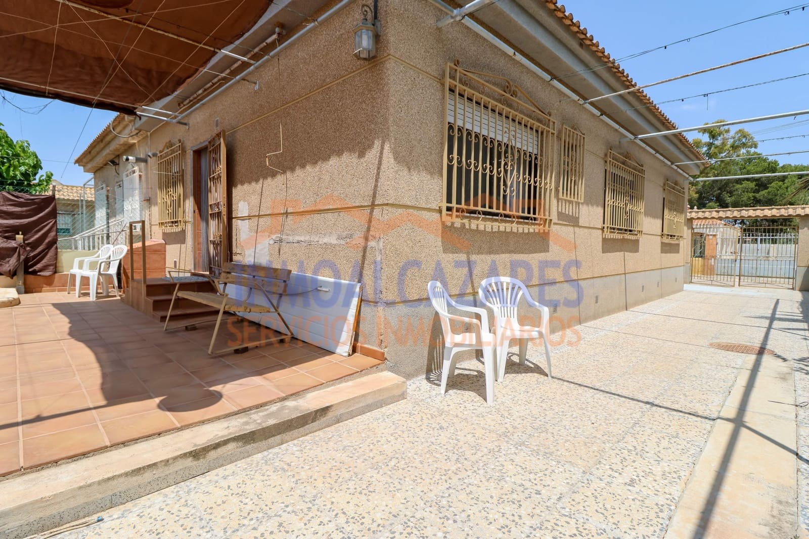 3 Zimmer Villa zu verkaufen in Los Alcazares mit Pool - 156.000 € (Ref: 9068774)