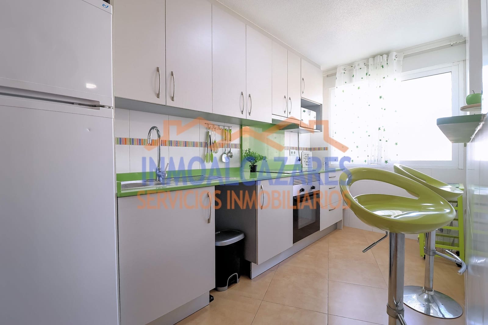 Apartamento de 2 habitaciones en Los Alcázares en venta con garaje - 129.900 € (Ref: 9240346)