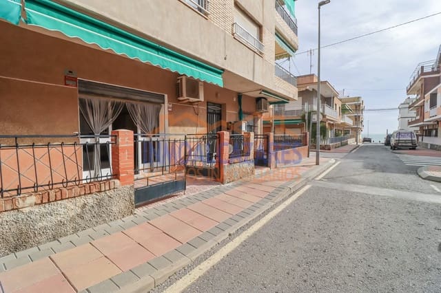 3 quarto Apartamento de Praia para venda em Los Alcázares - 135 000 € (Ref: 9565215)