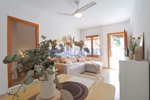 2 makuuhuone Bungalow myytävänä paikassa Los Alcázares - 109 900 € (Ref: 9659403)