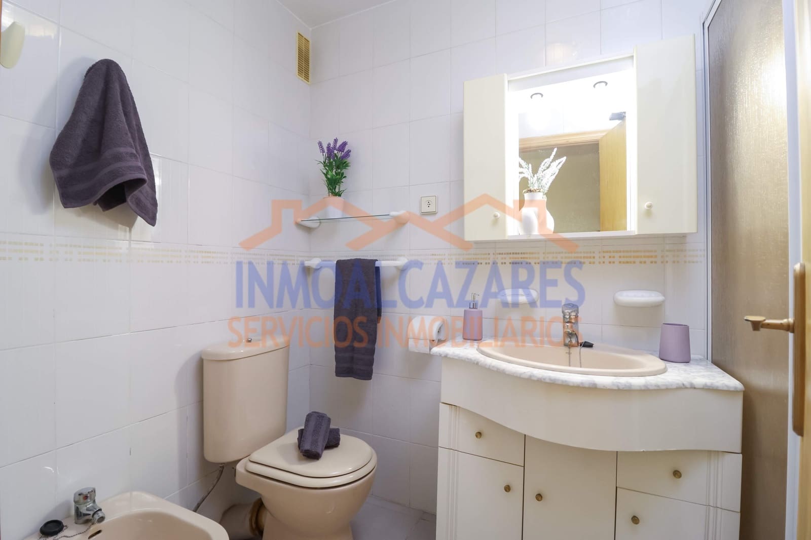 3 Zimmer Apartment zu verkaufen in Los Alcazares mit Garage - 148.500 € (Ref: 9782973)