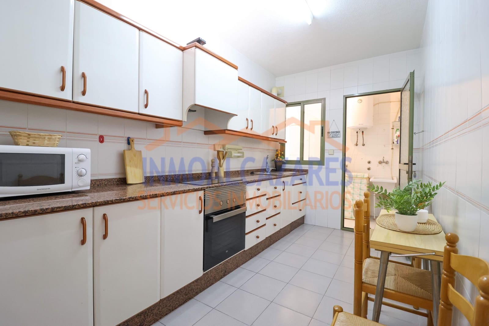 3 Zimmer Apartment zu verkaufen in Los Alcazares mit Garage - 148.500 € (Ref: 9782973)