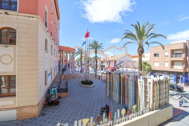 3 bedroom Apartment for sale in Centro, Los Alcázares with garage - € 148,500 (Ref: 9782973)