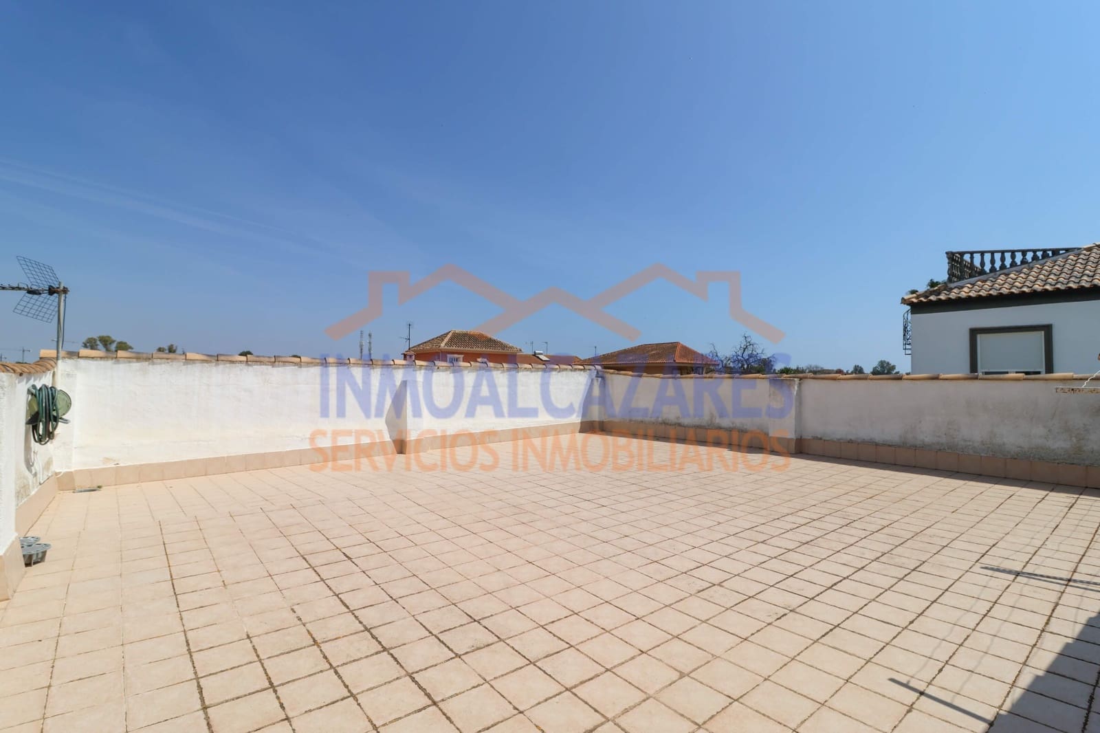 4 bedroom Finca/Country House for sale in Los Alcazares - € 145,900 (Ref: 9818183)