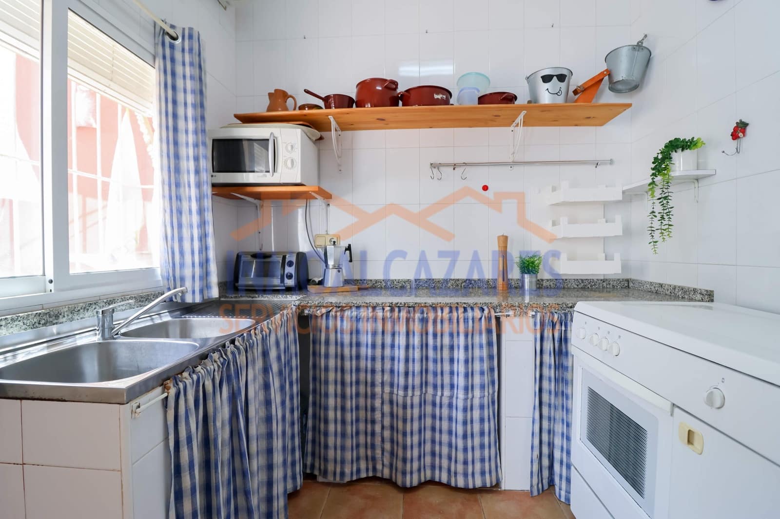 4 bedroom Finca/Country House for sale in Los Alcazares - € 145,900 (Ref: 9818183)