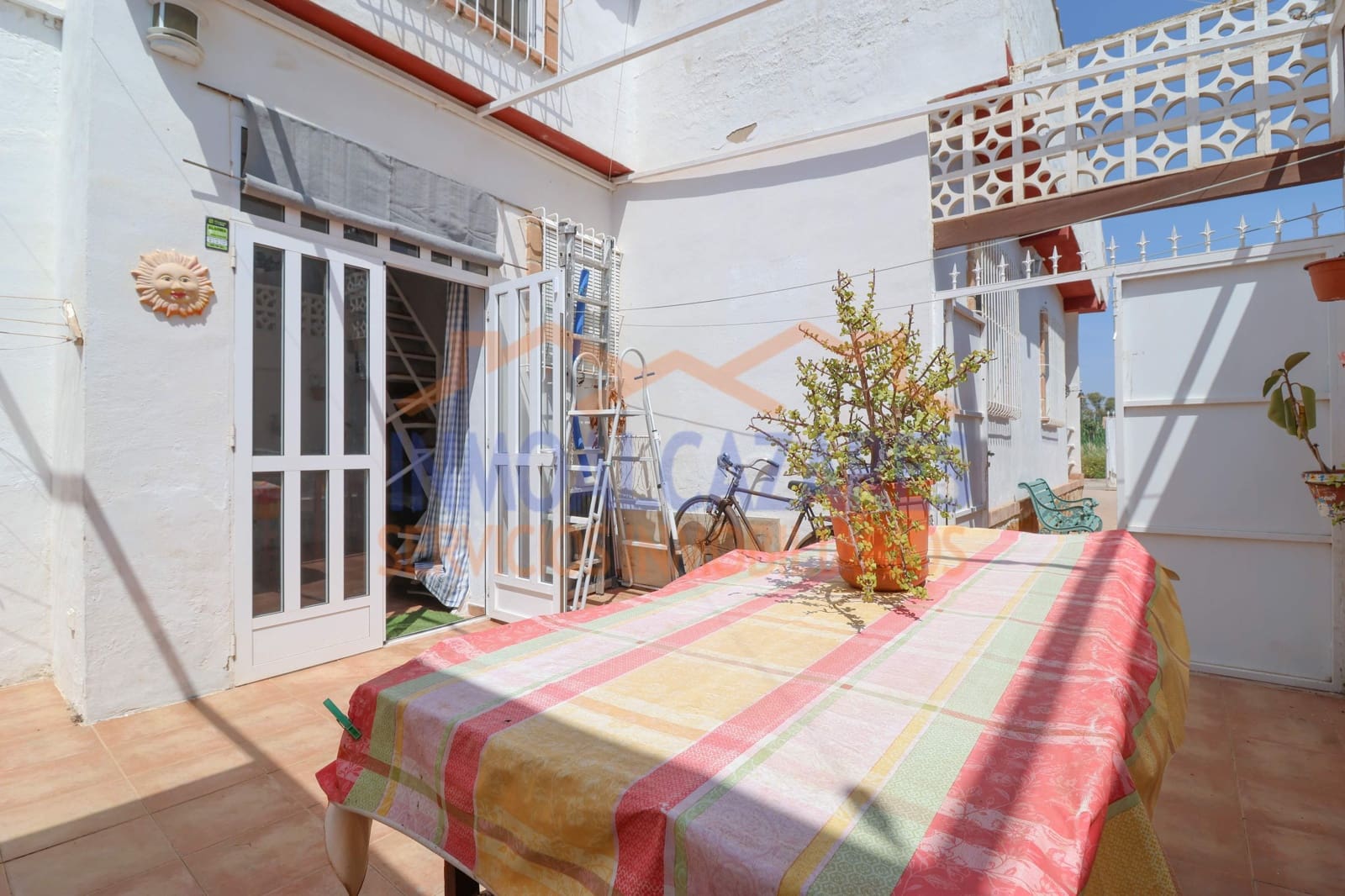 4 bedroom Finca/Country House for sale in Los Alcazares - € 145,900 (Ref: 9818183)