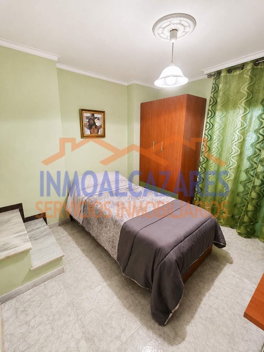 3 bedroom Apartment for sale in Villacarrillo - € 49,900 (Ref: 9876393)