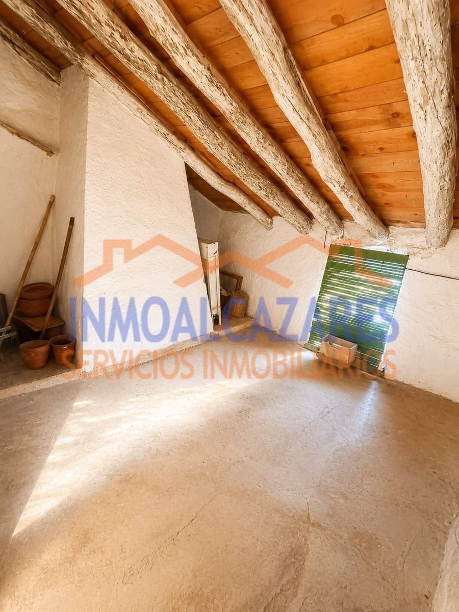 3 bedroom Apartment for sale in Villacarrillo - € 49,900 (Ref: 9876393)