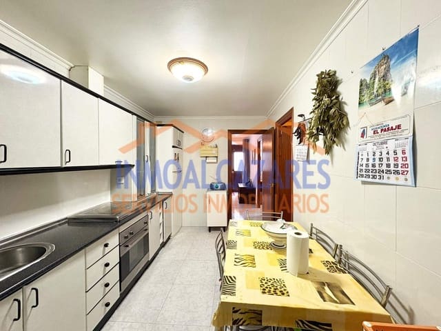 3 makuuhuone Huoneisto myytävänä paikassa Villacarrillo - 49 900 € (Ref: 9876393)