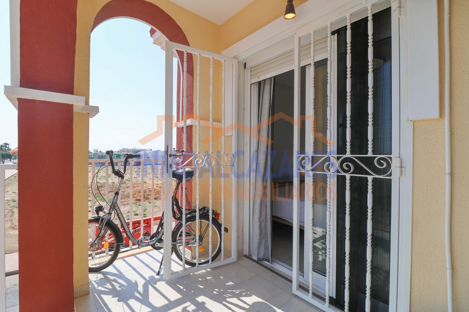 2 soveværelse Lejlighed til salg i Los Alcazares med swimmingpool - € 205.000 (Ref: 9939948)