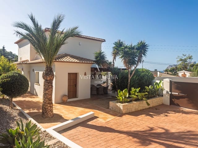 3 quarto Moradia para venda em Benissa com piscina - 1 450 000 € (Ref: 10091407)