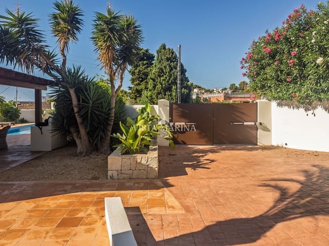 3 quarto Moradia para venda em Benissa com piscina - 1 450 000 € (Ref: 10091407)