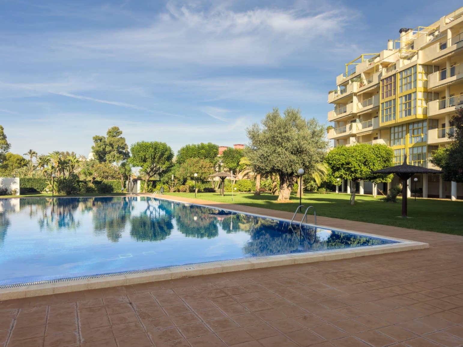 2 sovrum Lägenhet till salu i Denia med pool garage - 385 000 € (Ref: 10113450)
