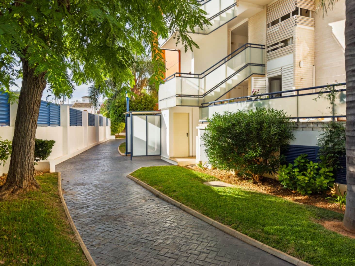 Piso de 2 habitaciones en Dénia en venta con piscina garaje - 370.000 € (Ref: 10167894)