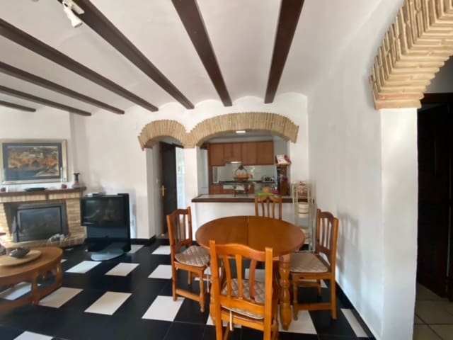 6 soverom Villa til salgs i Las Marinas / Les Marines, Dénia med svømmebasseng garasje - € 597 000 (Ref: 6345020)