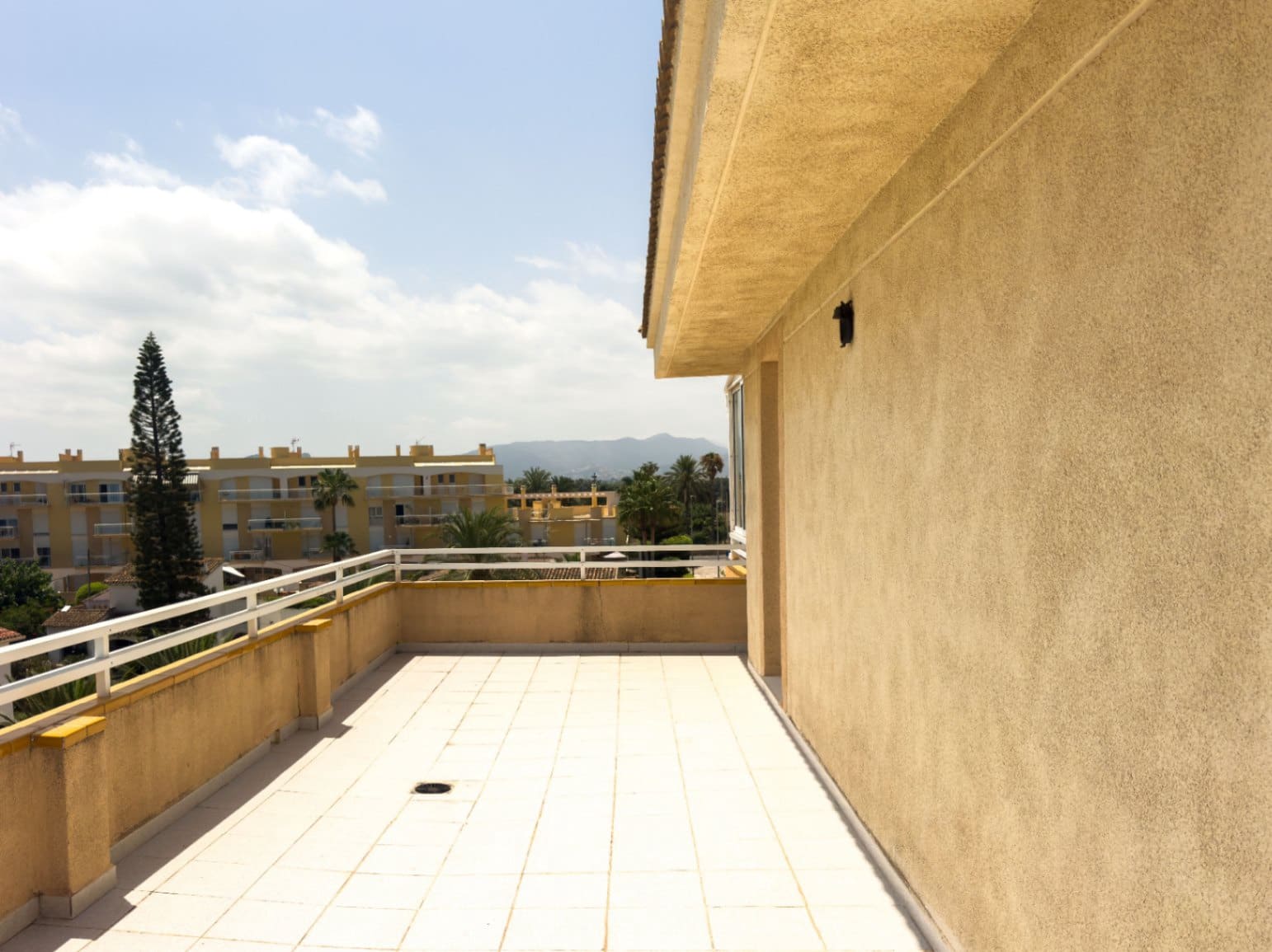 3 chambre Penthouse à vendre à Denia avec piscine garage - 399 000 € (Ref: 6902382)