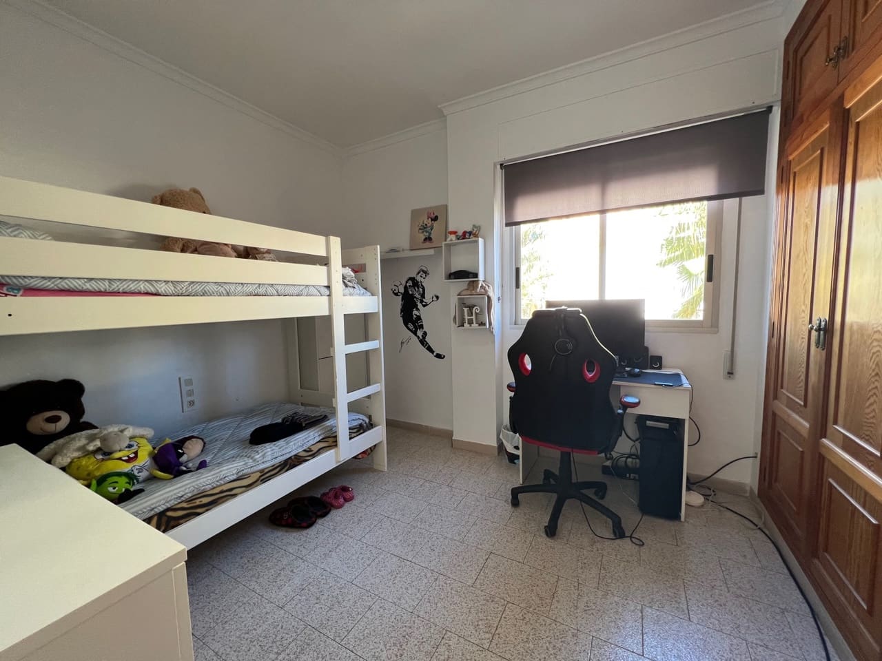 5 sypialnia Willa na sprzedaż w Oliva z garażem - 369 000 € (Ref: 7406672)