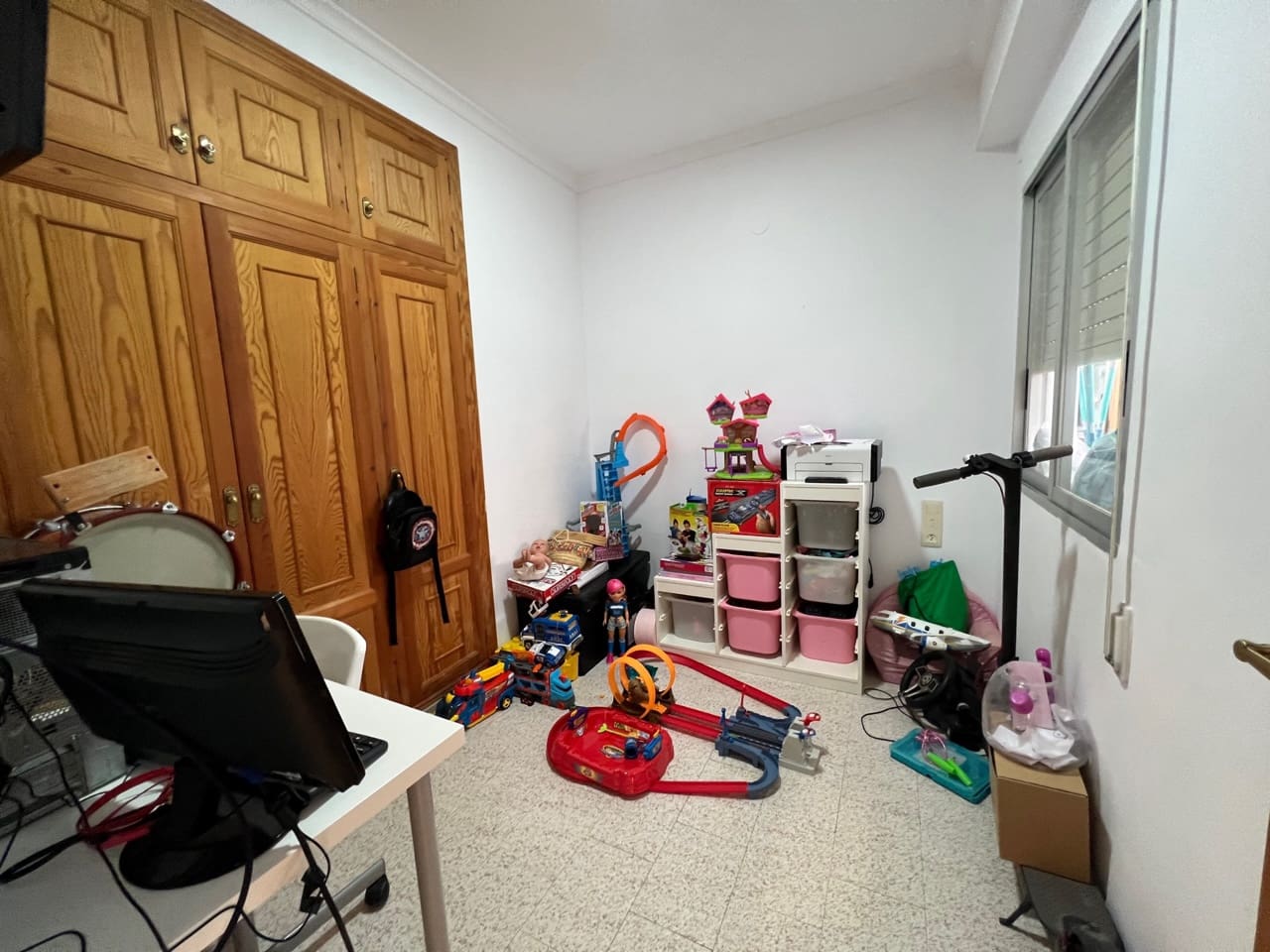 5 sypialnia Willa na sprzedaż w Oliva z garażem - 369 000 € (Ref: 7406672)