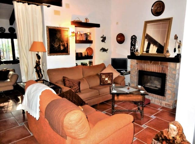 4 sypialnia Willa na sprzedaż w La Sella z basenem garażem - 795 000 € (Ref: 7579320)