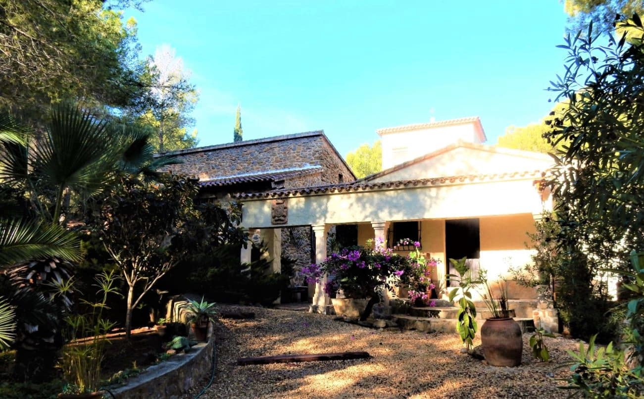 4 soveværelse Villa til salg i La Sella med swimmingpool garage - € 795.000 (Ref: 7579320)