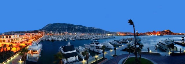 Erhverv til leje i El Puerto, Dénia - € 3.000 (Ref: 7579335)