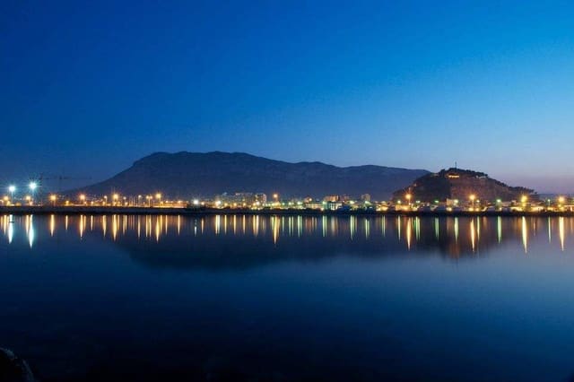 Erhverv til leje i El Puerto, Dénia - € 3.000 (Ref: 7579335)