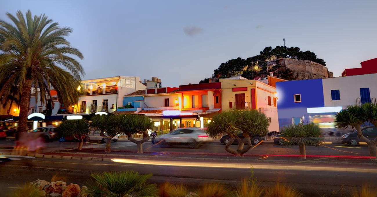 Local Commercial à louer à Denia - 3 000 € (Ref: 7579335)