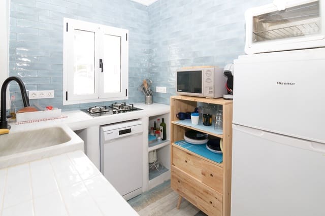 Chalet de 2 habitaciones en Las Marinas / Les Marines, Dénia en venta con garaje - 325.000 € (Ref: 7837041)