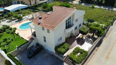 5 bedroom Villa for sale in Denia with pool garage - € 850,000 (Ref: 8098424)