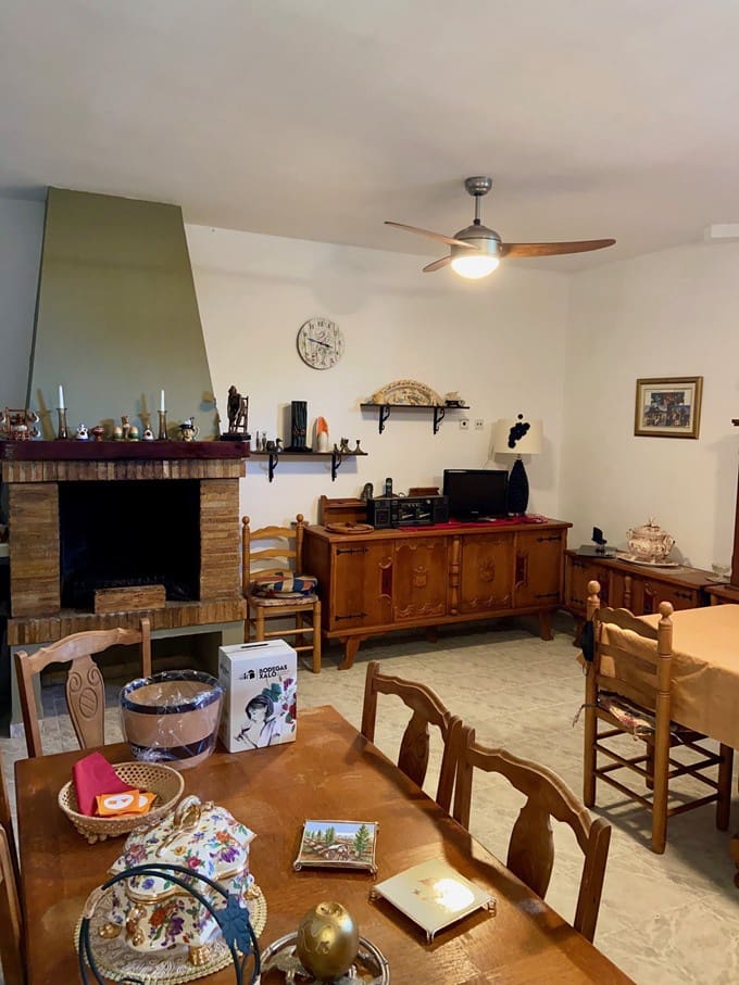 5 bedroom Villa for sale in Denia with pool garage - € 850,000 (Ref: 8098424)