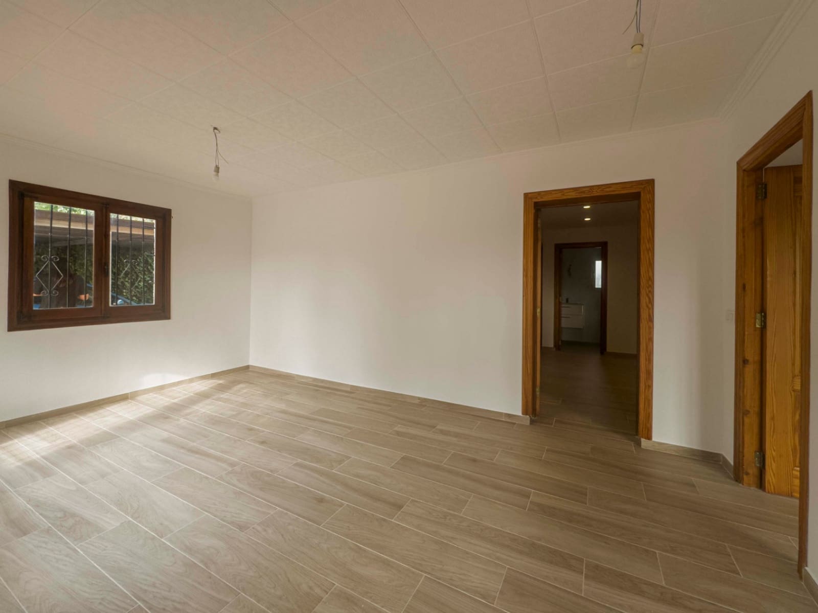 3 bedroom Villa for sale in Arenal with garage - € 520,000 (Ref: 8688610)