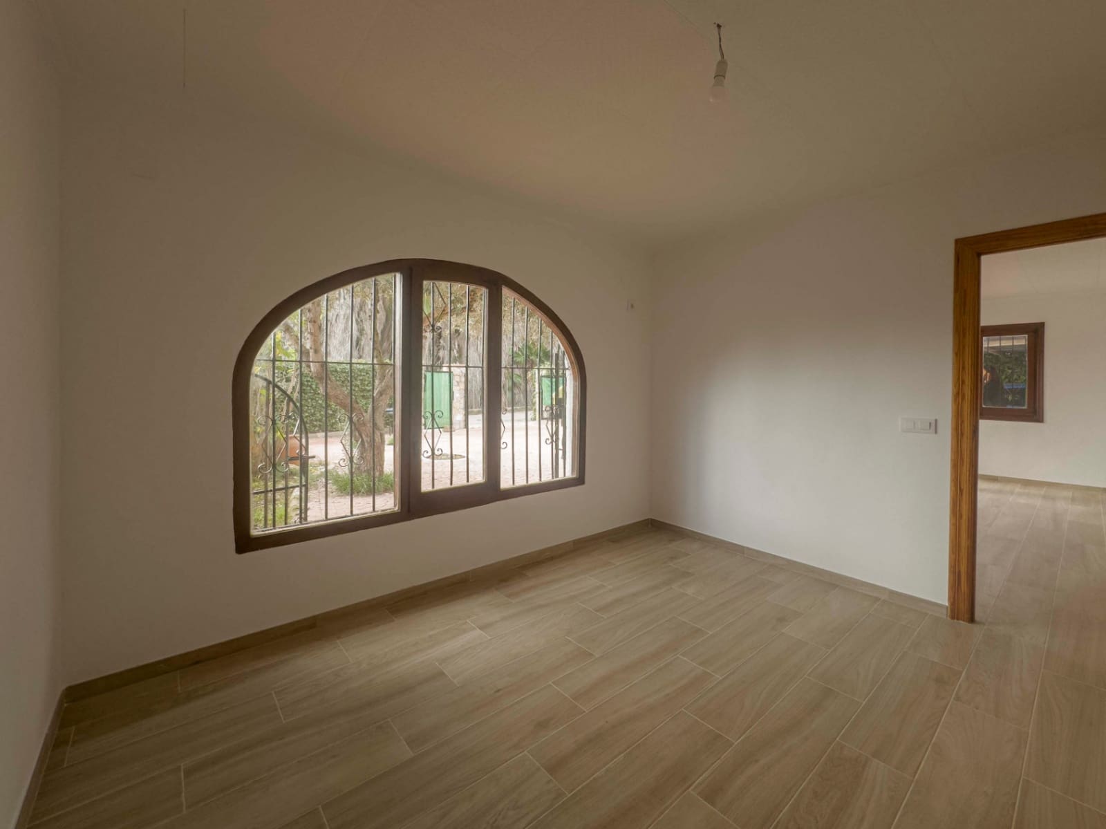 3 bedroom Villa for sale in Arenal with garage - € 520,000 (Ref: 8688610)