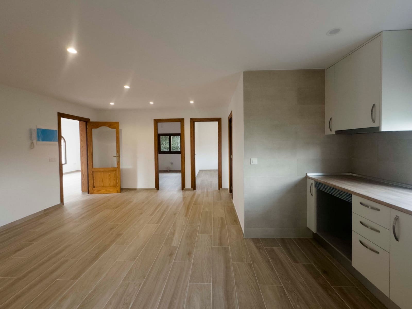 3 bedroom Villa for sale in Arenal with garage - € 520,000 (Ref: 8688610)