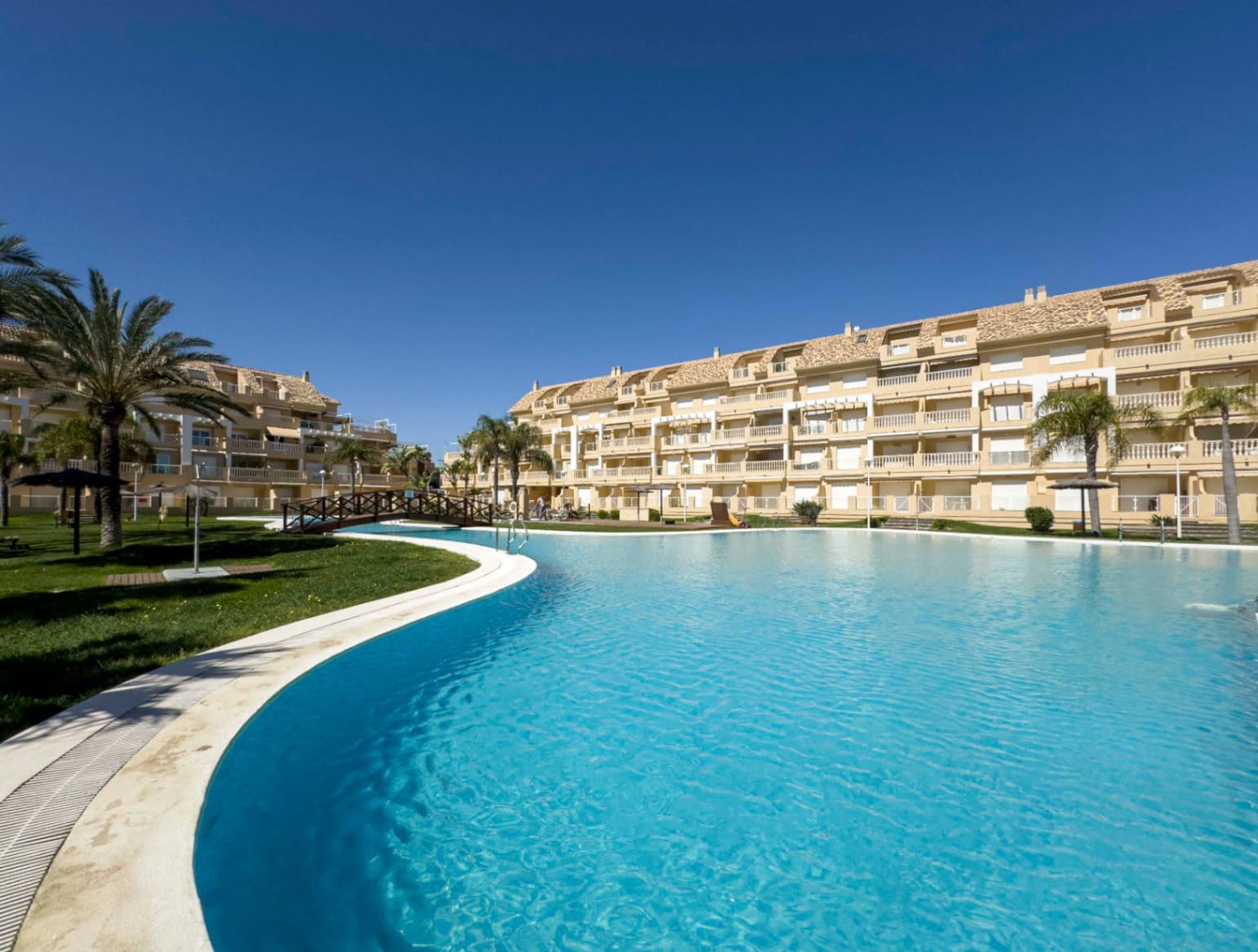 2 sypialnia Apartament na sprzedaż w Denia z basenem garażem - 470 000 € (Ref: 8816365)