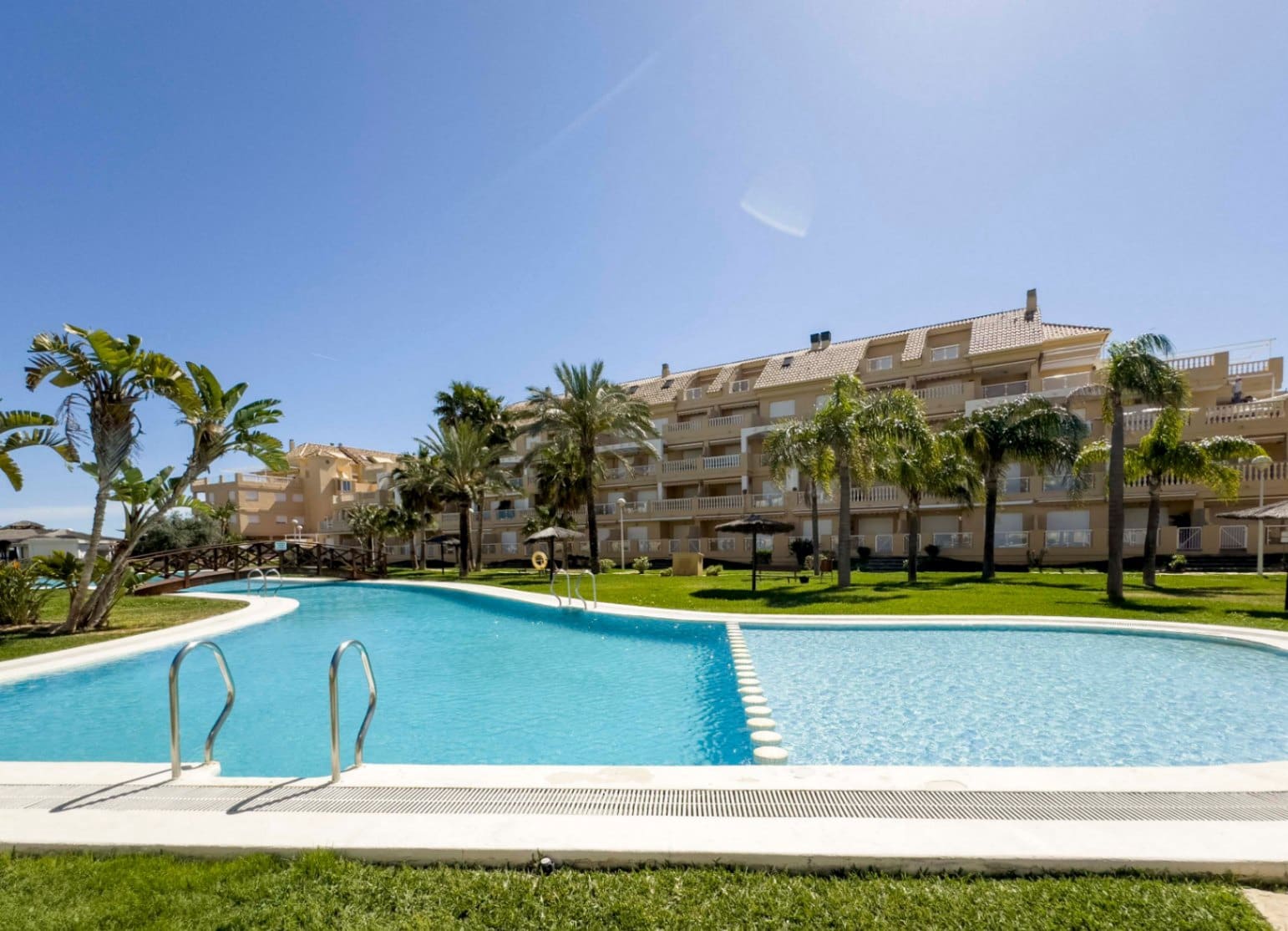 2 sypialnia Apartament na sprzedaż w Denia z basenem garażem - 470 000 € (Ref: 8816365)