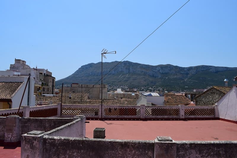 4 soveværelse Byhus til salg i Denia - € 460.000 (Ref: 8987700)