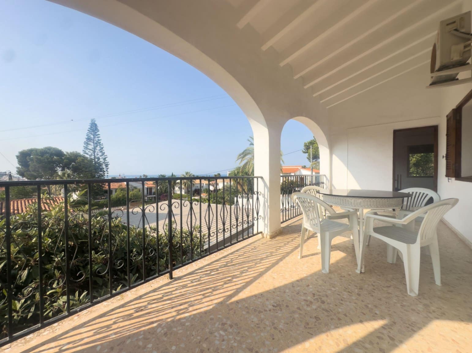 5 soverom Villa til salgs i Denia med svømmebasseng garasje - € 580 000 (Ref: 9123622)