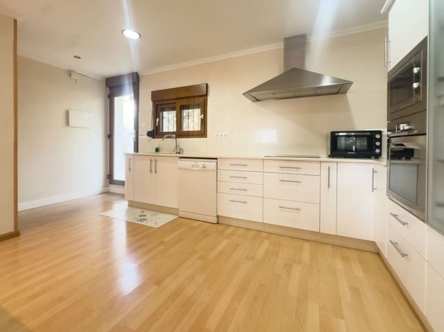 5 soverom Villa til salgs i El Montgó, Dénia med svømmebasseng garasje - € 580 000 (Ref: 9123622)