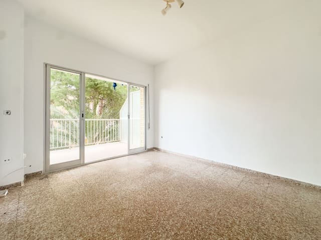 2 bedroom Flat for sale in Las Marinas / Les Marines, Dénia with garage - € 175,000 (Ref: 9340019)