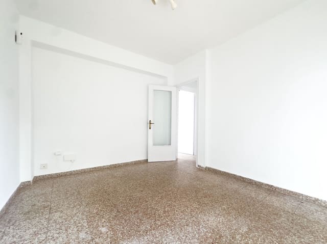 2 bedroom Flat for sale in Las Marinas / Les Marines, Dénia with garage - € 175,000 (Ref: 9340019)