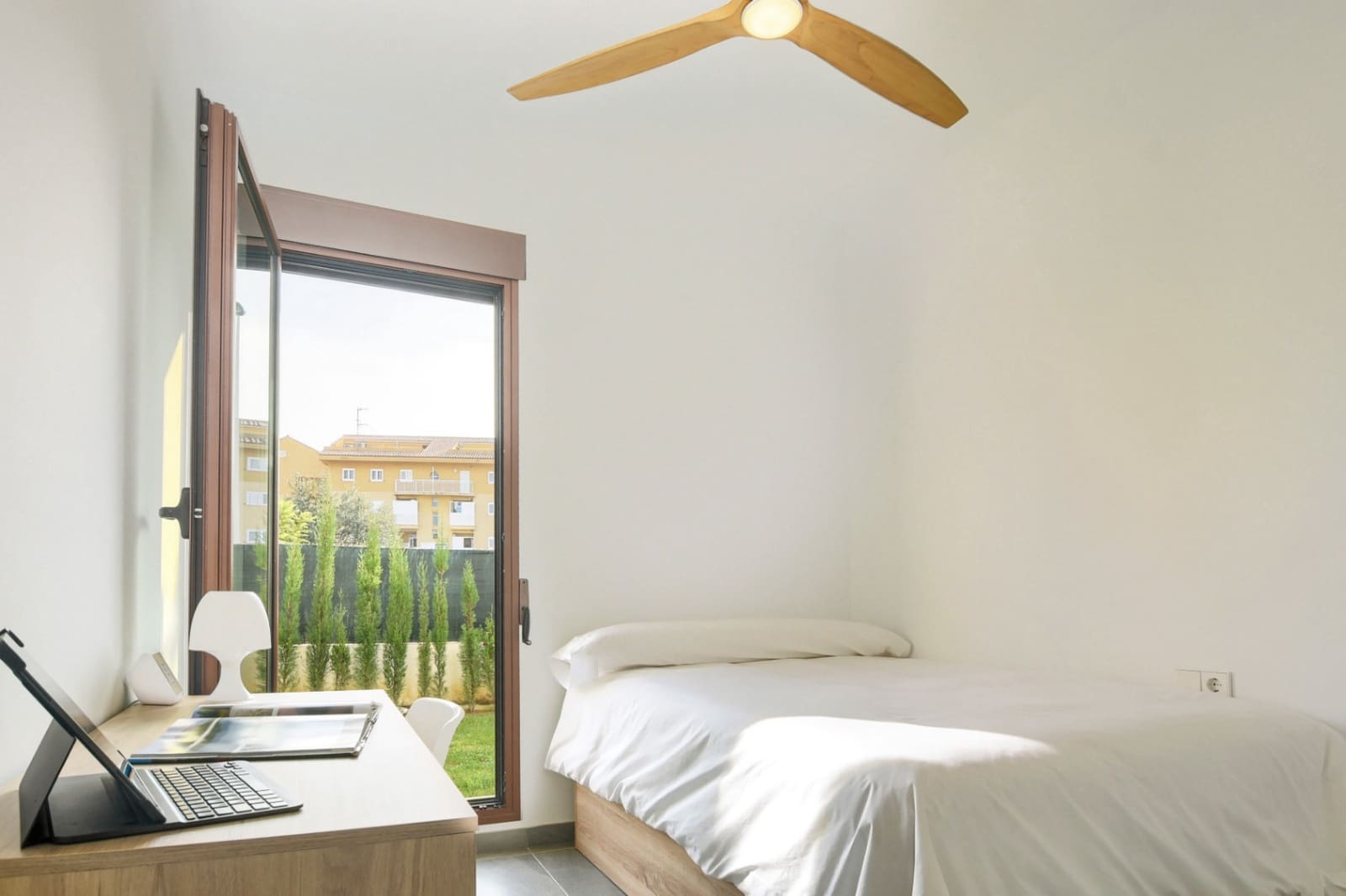 3 sovrum Lägenhet till salu i Arenal med pool garage - 629 000 € (Ref: 9343906)