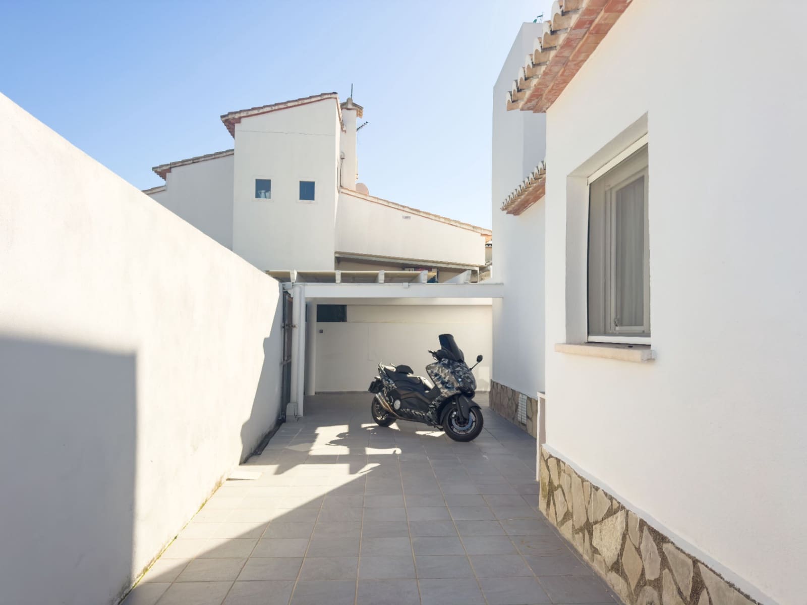 5 sypialnia Willa na sprzedaż w Denia z basenem garażem - 850 000 € (Ref: 9363291)