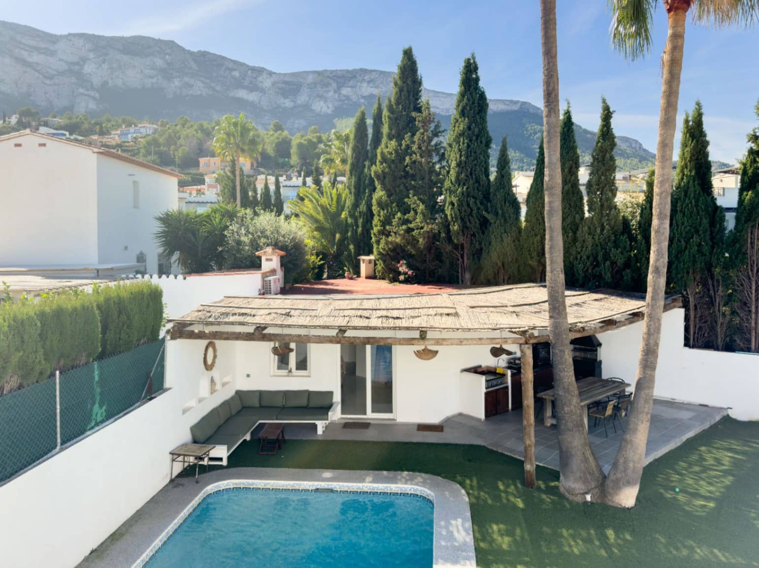 5 sypialnia Willa na sprzedaż w Denia z basenem garażem - 850 000 € (Ref: 9363291)