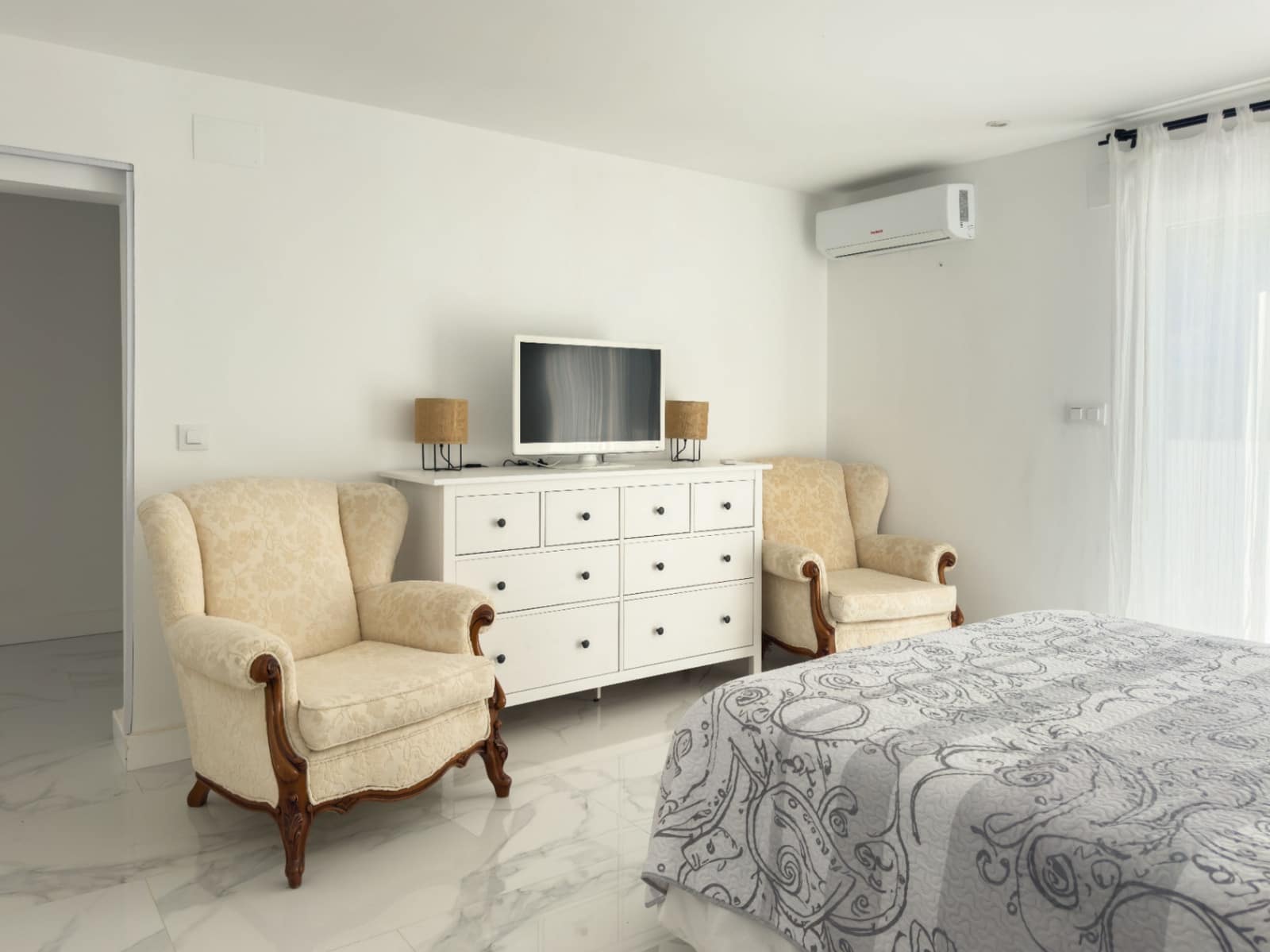 5 sypialnia Willa na sprzedaż w Denia z basenem garażem - 850 000 € (Ref: 9363291)