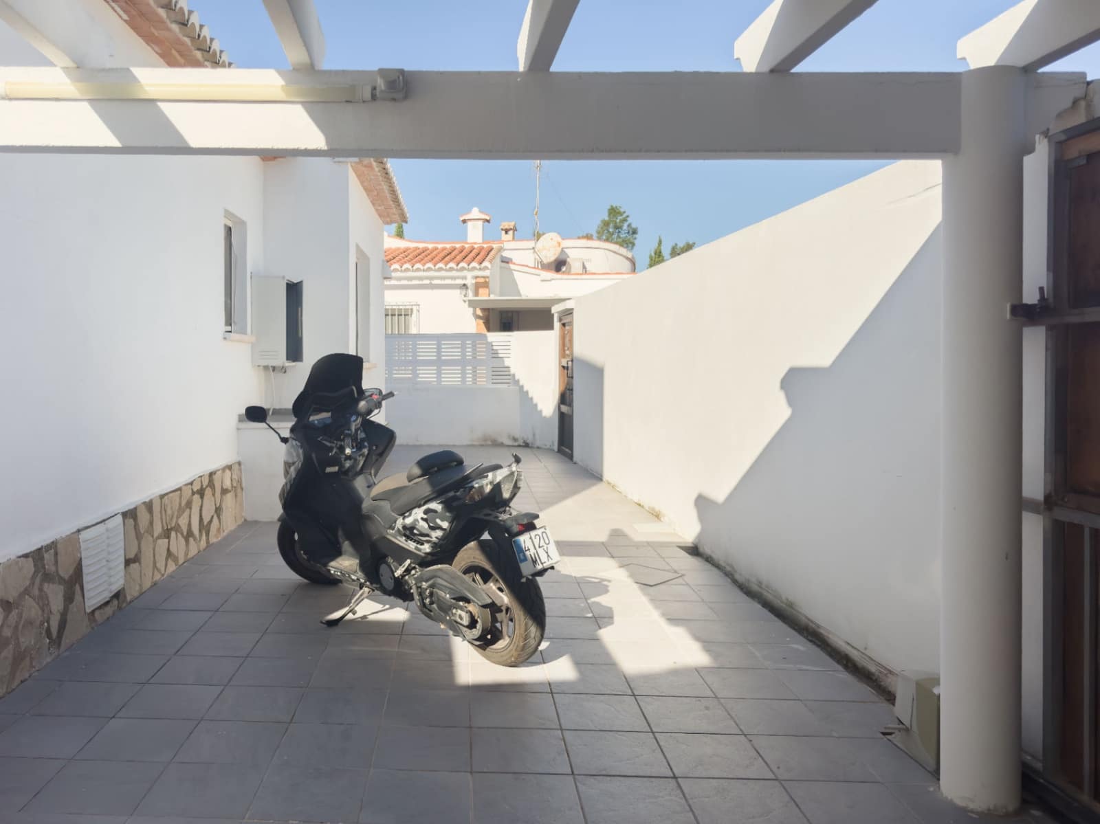 5 sypialnia Willa na sprzedaż w Denia z basenem garażem - 850 000 € (Ref: 9363291)