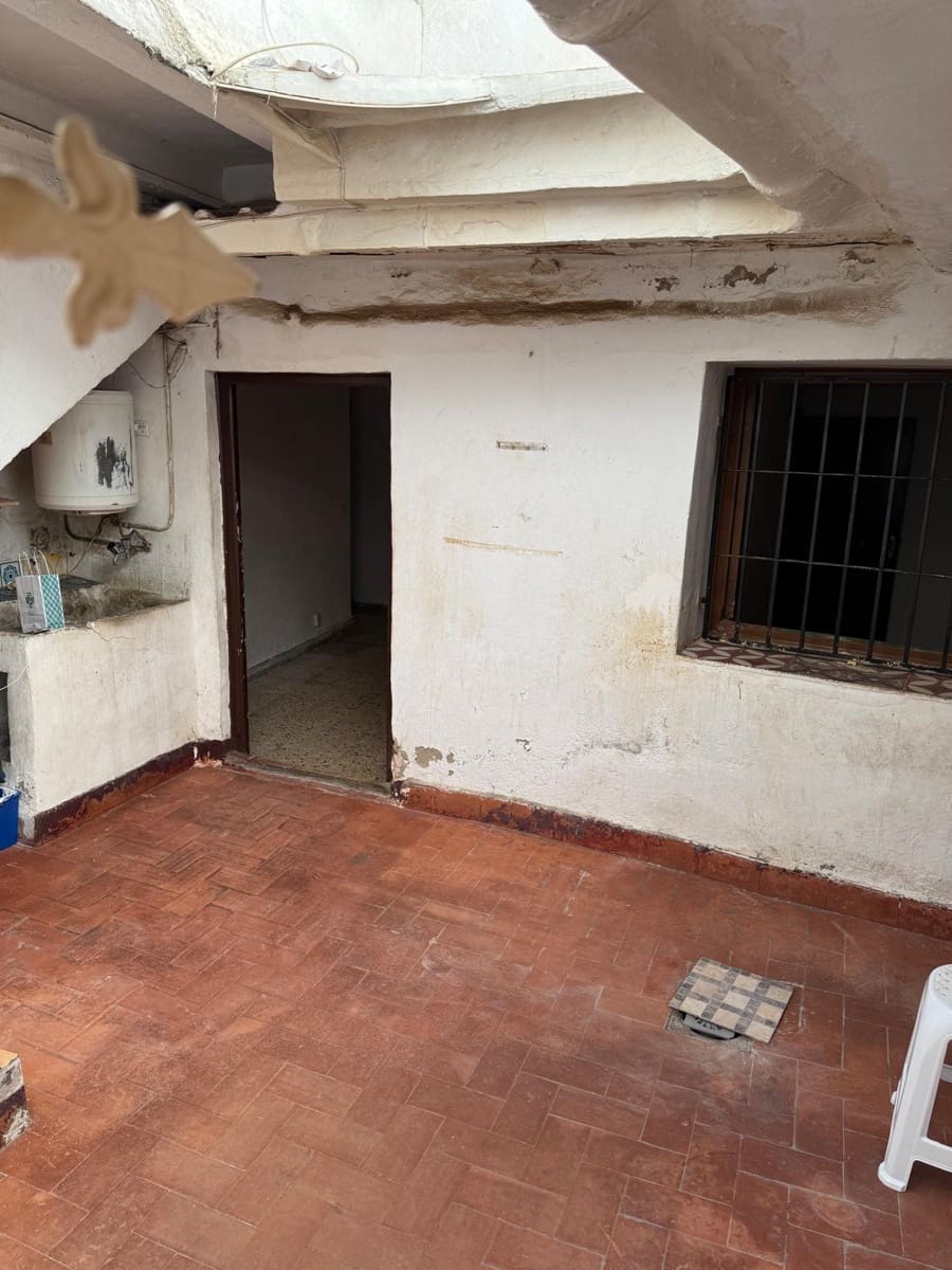 5 slaapkamer Huis te koop in Denia - € 280.000 (Ref: 9367752)