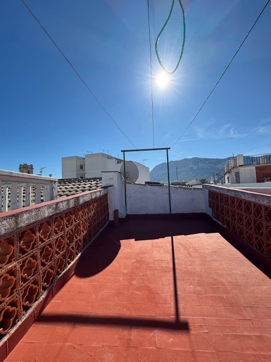 5 slaapkamer Huis te koop in Denia - € 280.000 (Ref: 9367752)