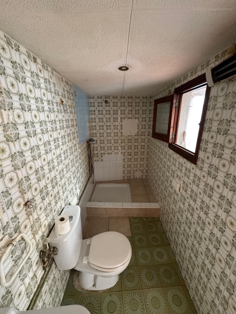 5 slaapkamer Huis te koop in Denia - € 280.000 (Ref: 9367752)