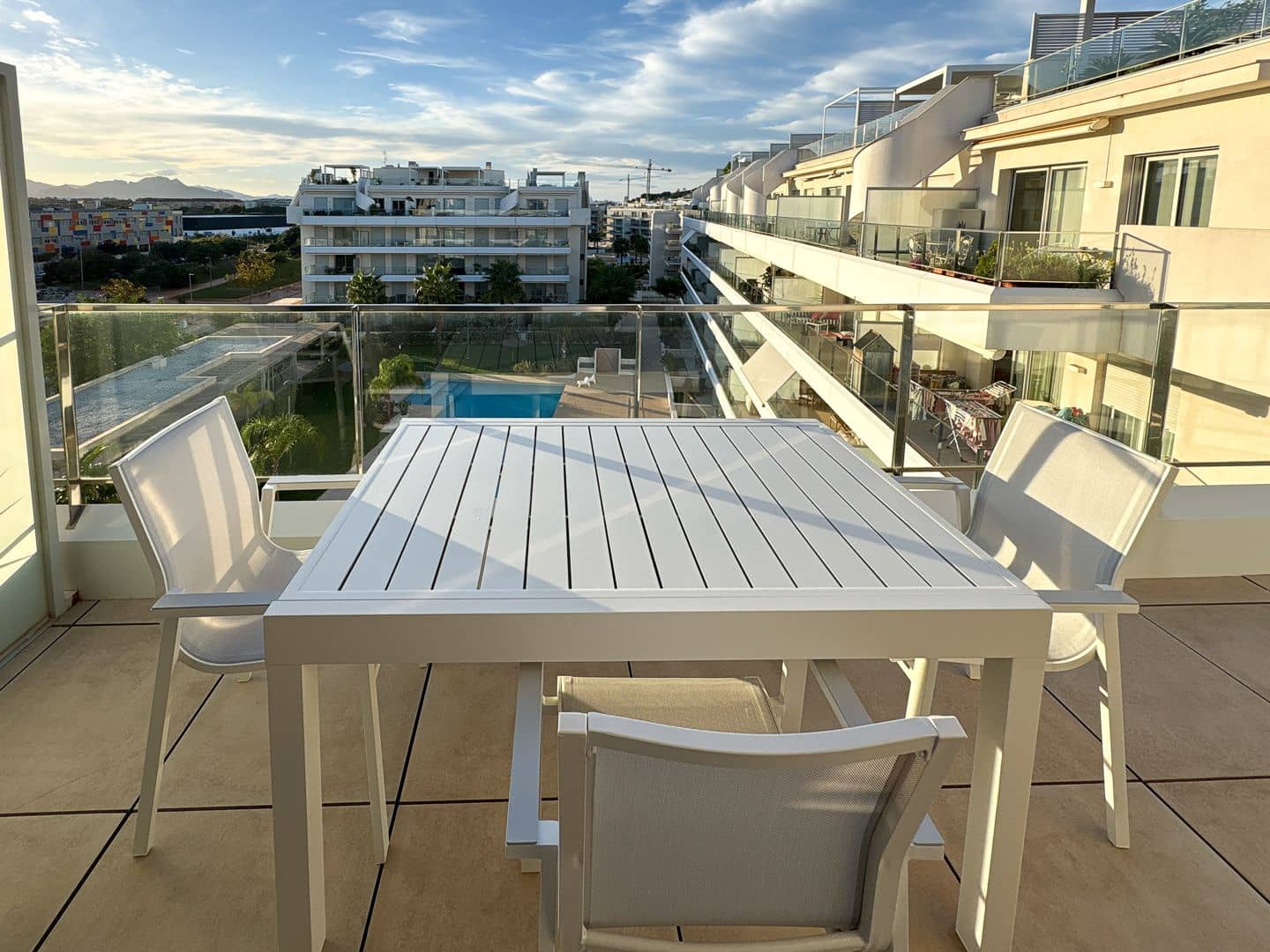 3 quarto Penthouse para venda em Denia com piscina garagem - 579 000 € (Ref: 9367756)