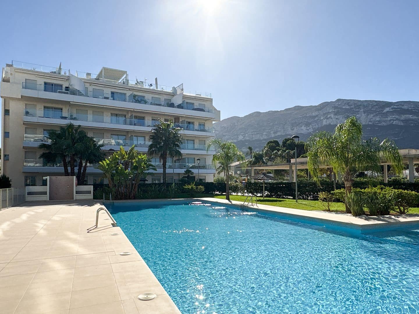 3 soverom Penthouse til salgs i Denia med svømmebasseng garasje - € 579 000 (Ref: 9367756)